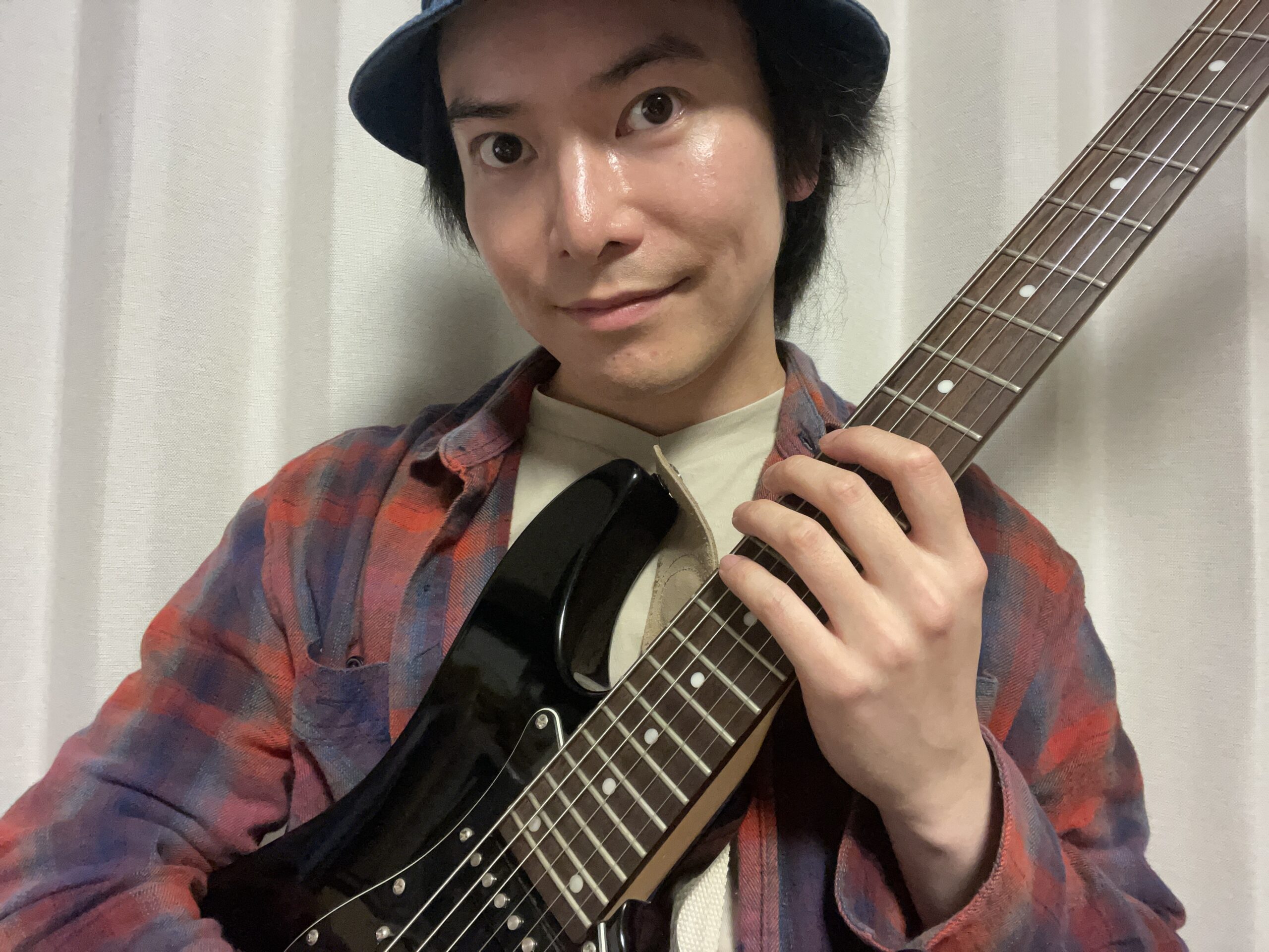 カサメミュージックスクール ギター講師 稗田隼人