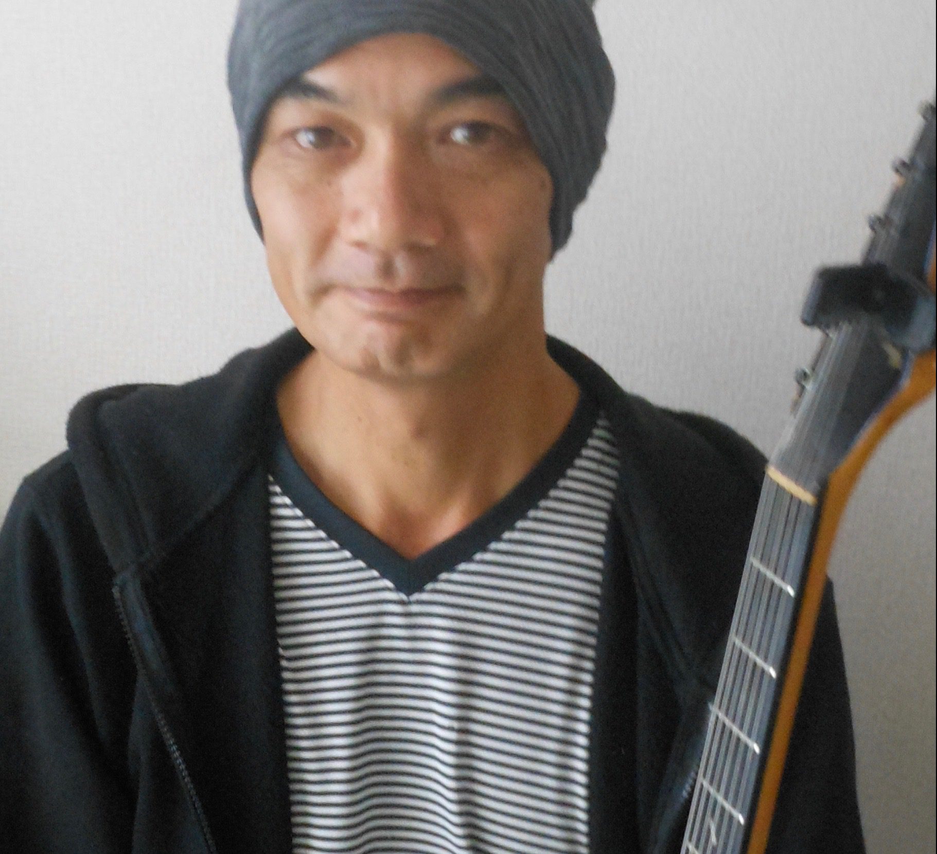 カサメミュージックスクールギター科講師、工藤尚之先生の写真