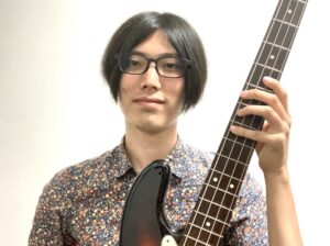 カサメミュージックスクール ベース講師 高野翼