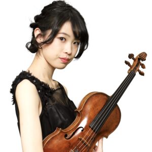 カサメミュージックスクールバイオリン科講師、阿部奏美先生の写真