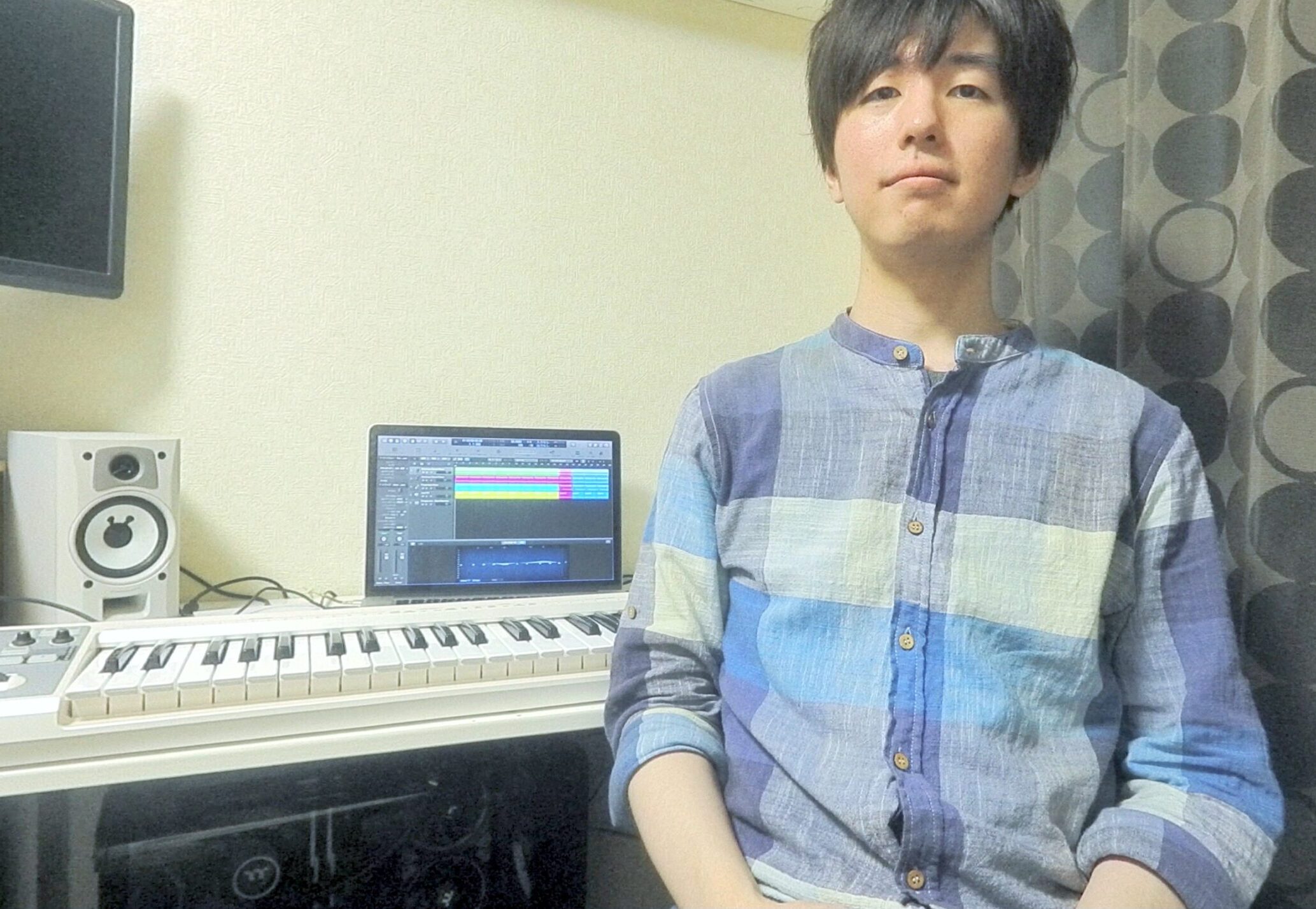 カサメミュージックスクールポピュラー音楽理論科講師、伊藤龍馬先生の写真