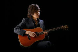 カサメミュージックスクールギター科講師、鈴木光生先生の写真
