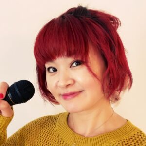 ボーカル科講師の右藤綾子先生