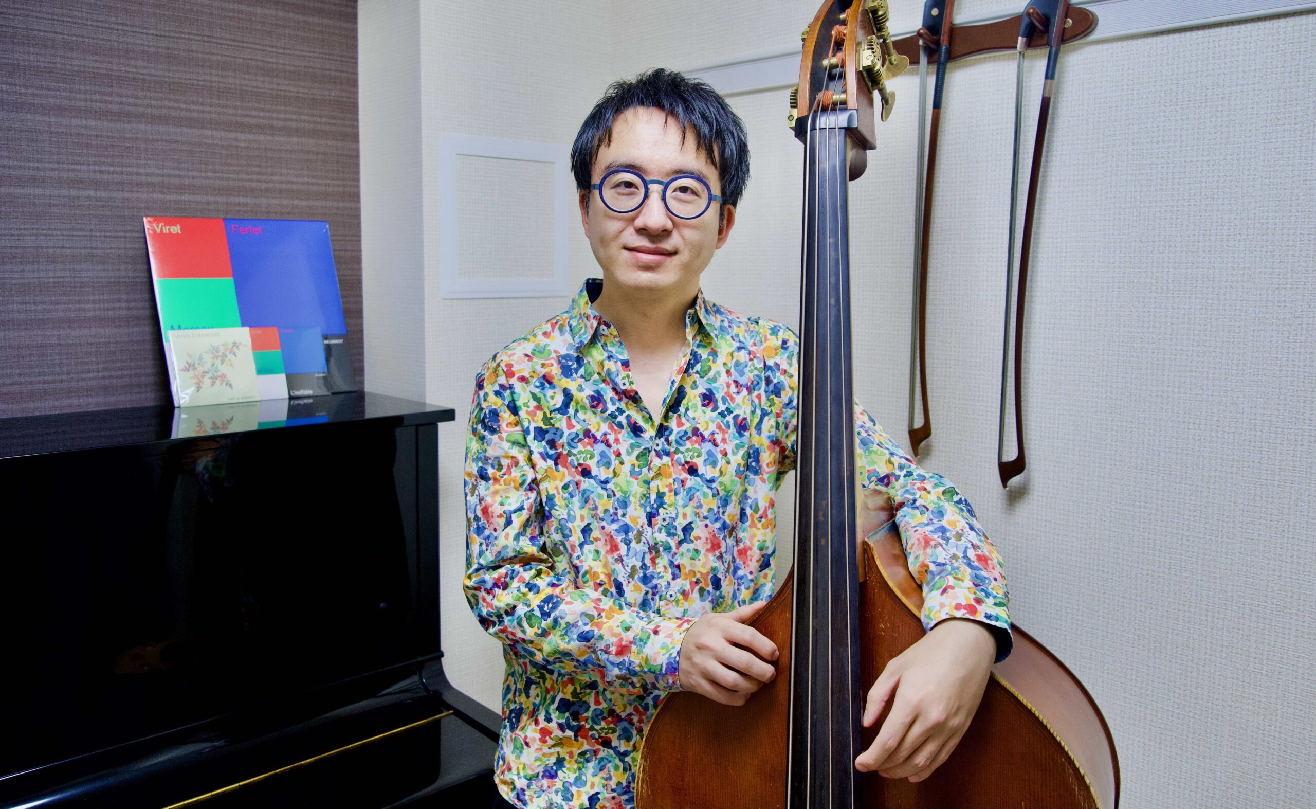 カサメミュージックスクールコントラバス・ウッドベース科講師、榊原太郎先生の写真