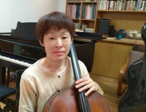 カサメミュージックスクールチェロ科、ソルフェージュ・楽典科講師、上原優美子先生の写真