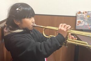 『音がでてうれしかった。またやりたいです』