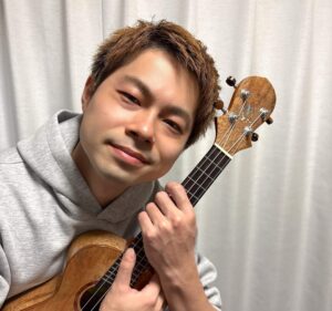 カサメミュージックスクール ウクレレ講師 箕輪匠真先生