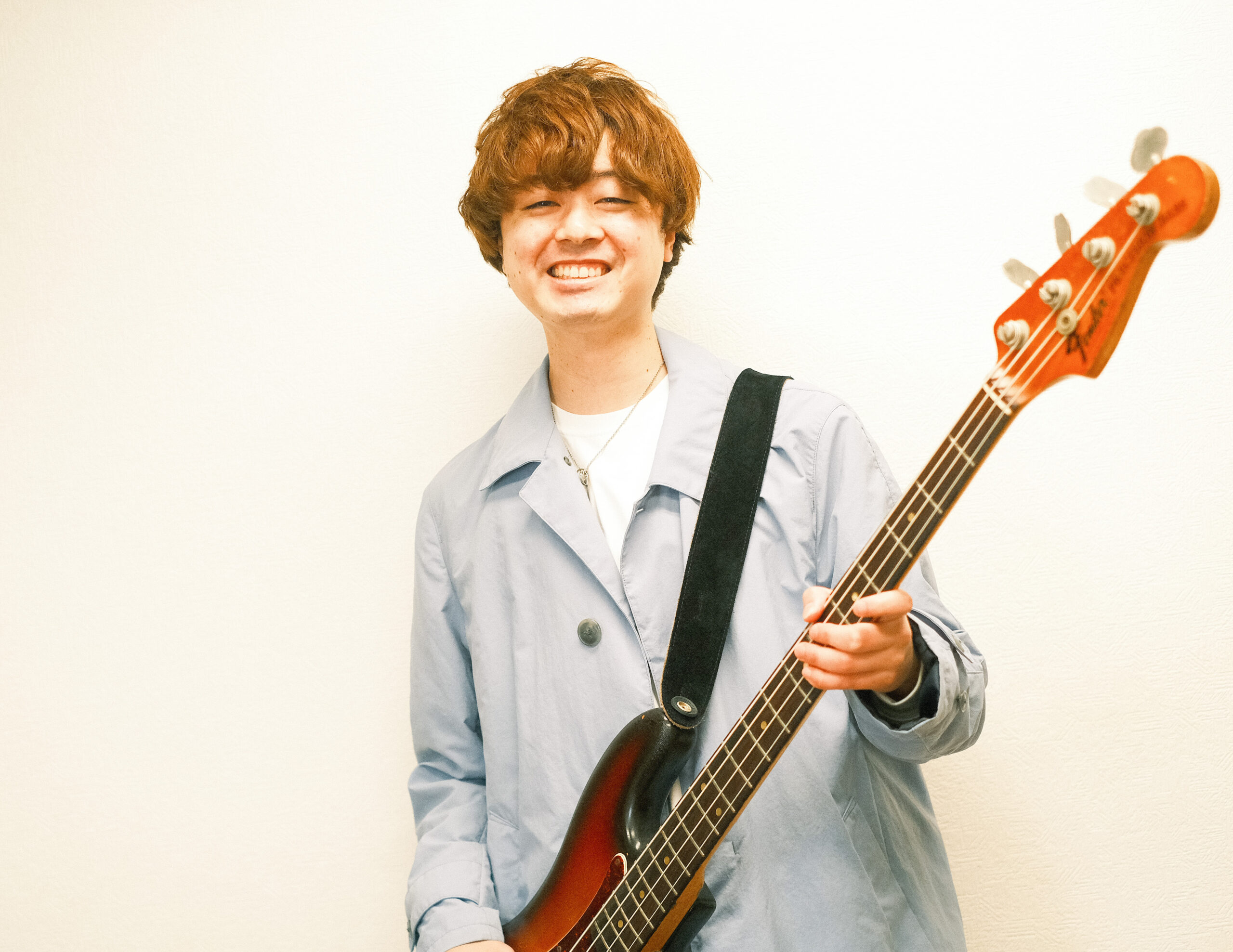 カサメミュージックスクールベース科講師、谷口翔太先生の写真