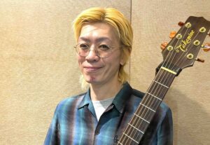 カサメミュージックスクール ギター弾き語り講師 左近彰洋先生